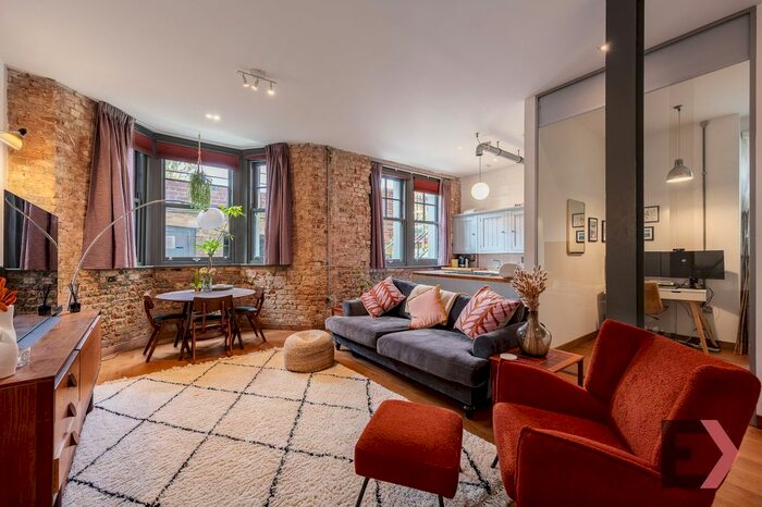 2 Bedroom Flat To Rent In Jasper Road, Ranger Mansions, SE19