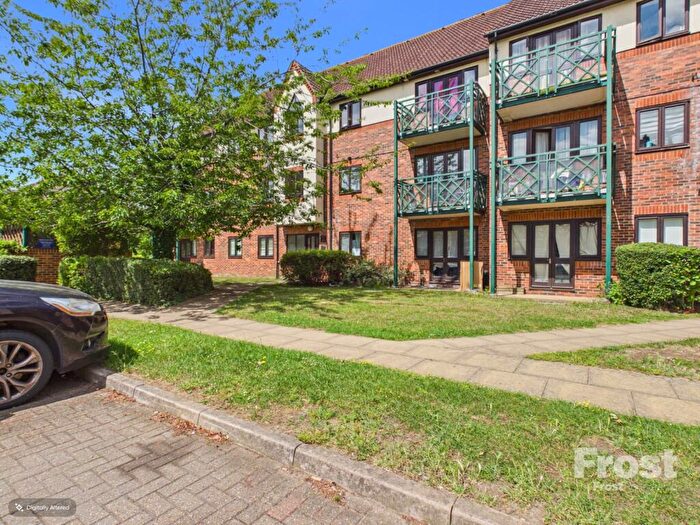 1 Bedroom Apartment To Rent In Royal Court, Upton Court Road, Slough, Berkshire, SL3