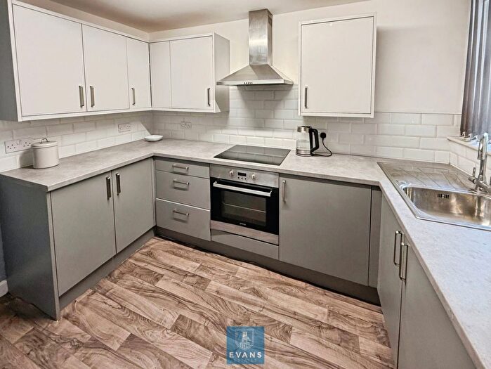 2 Bedroom Flat For Sale In Overdale Road, Coventry, CV5