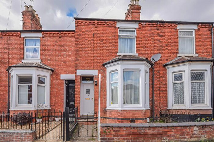 3 Bedroom Terraced House For Sale In Bath Road, Kettering, NN16
