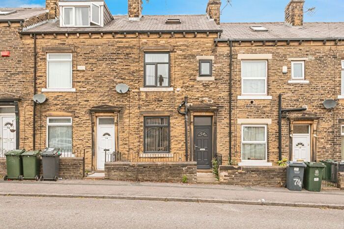 3 Bedroom Terraced House For Sale In Bartle Lane, Bradford, BD7