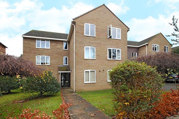 2 Bedroom Apartment To Rent In Hernes Road, Summertown, OX2
