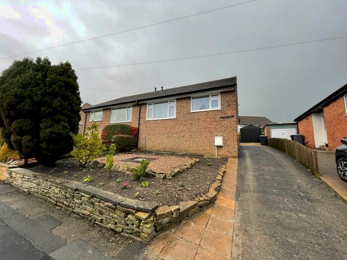 2 Bedroom Semi-Detached Bungalow To Rent In Craven Avenue, Silsden, BD20