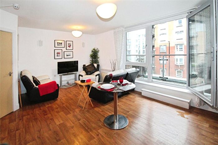 2 Bedroom Flat For Sale In High Street, Southampton, SO14