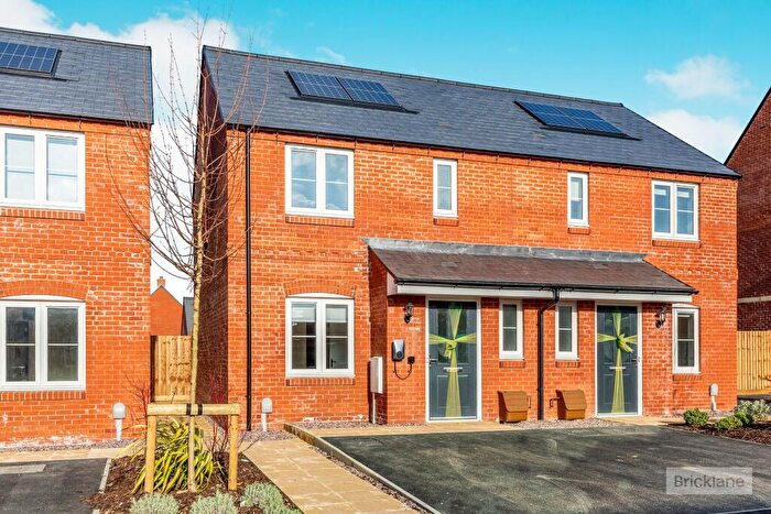 3 Bedroom House To Rent In Ladybird Way, Rothwell, Kettering, NN14