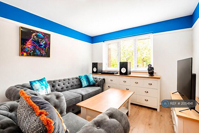 1 Bedroom Flat To Rent In Jack Clow Road, London, E15