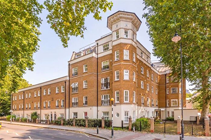 3 Bedroom Flat For Sale In Brockham Street, London Bridge, SE1