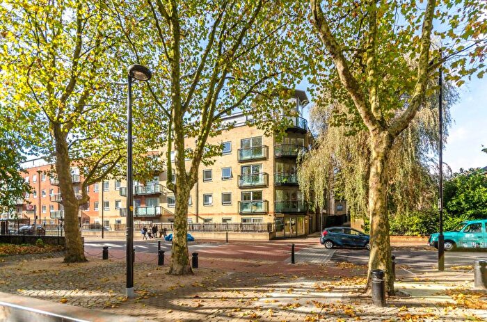 2 Bedroom Flat To Rent In Stanton House, Rotherhithe, London, SE16