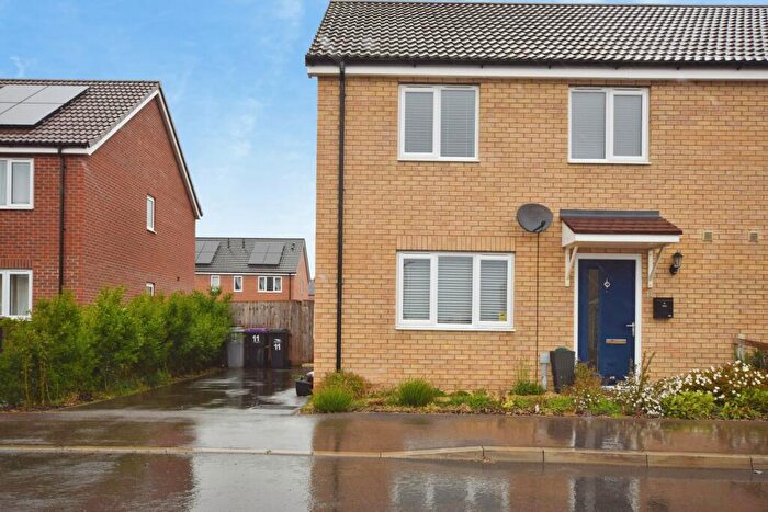 3 Bedroom Semi-Detached House For Sale In Maxwell Road, Skegness, PE25