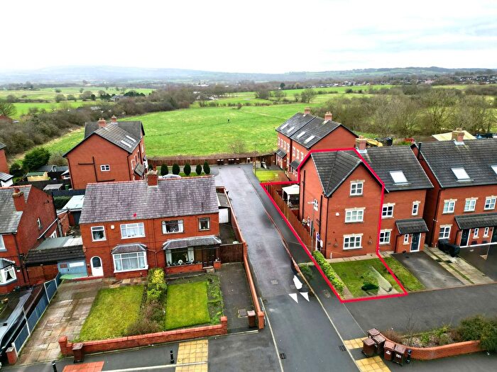 4 Bedroom Semi Detached House For Sale In Preston Road, Standish, WN6