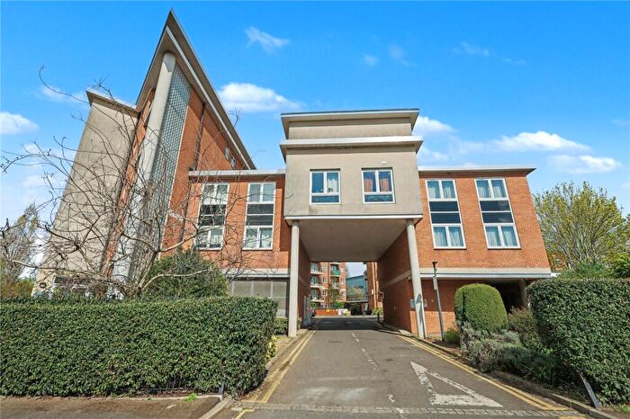 2 Bedroom Apartment For Sale In Stanley Road, Harrow, HA2