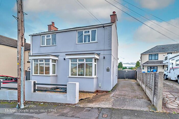 4 Bedroom Detached House For Sale In Heath Gap Road, Cannock, WS11