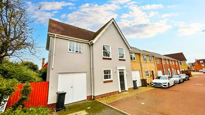 3 Bedroom End Of Terrace House For Sale In Hythe, Colchester, Essex, CO4