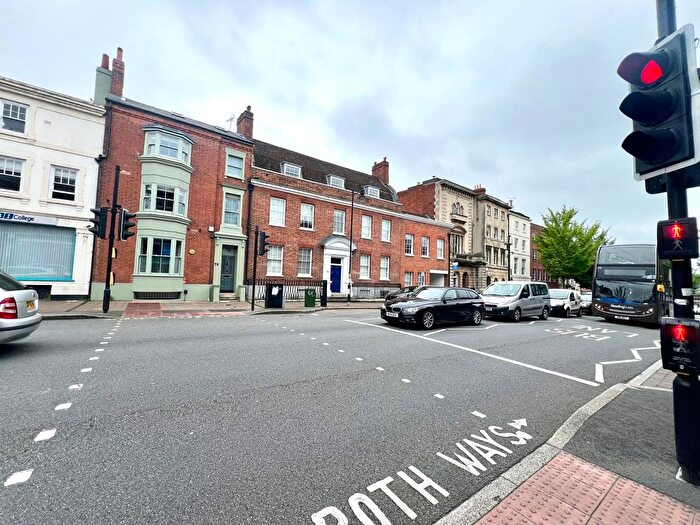 1 Bedroom Flat To Rent In London Street, Reading, RG1