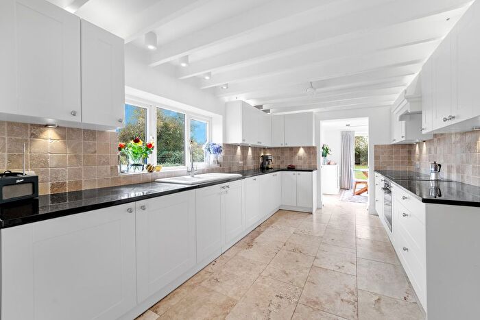 4 Bedroom Detached House For Sale In Mereoak Lane, Grazeley, Reading, RG7