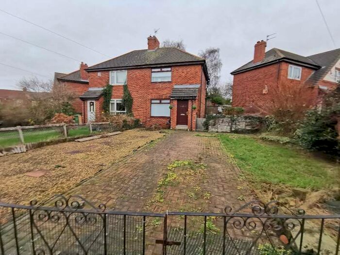 2 Bedroom Semi-Detached House To Rent In Mill View, Gateshead, NE10