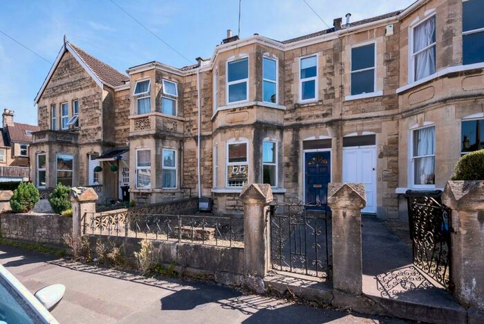 5 Bedroom Terraced House To Rent In Canterbury Road, Bath, BA2
