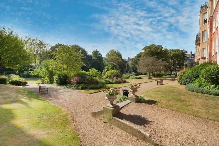 4 Bedroom Flat To Rent In Coleherne Court, Old Brompton Road, London, SW5