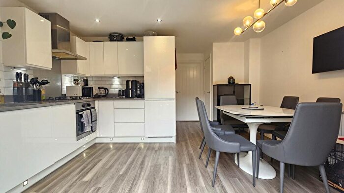 3 Bedroom House To Rent In Thomas Drive, Castle Drive, Ebbsfleet Valley, DA10