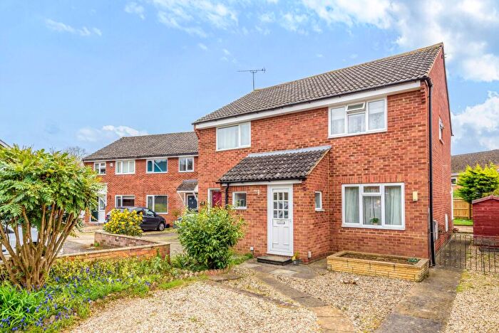 2 Bedroom Semi Detached House To Rent In Elizabeth Avenue, Abingdon, OX14