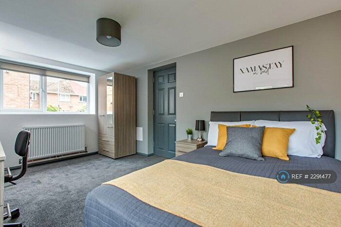 6 Bedroom Semi-Detached House To Rent In Keable Close, Norwich, NR5