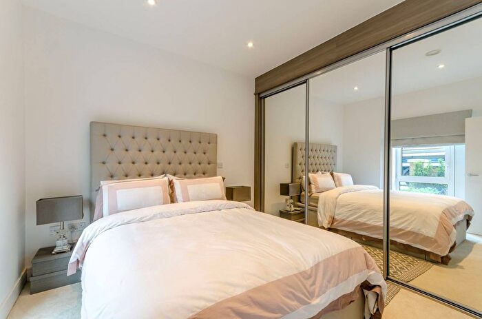 1 Bedroom Flat To Rent In Hartfield Road, Wimbledon, London, SW19