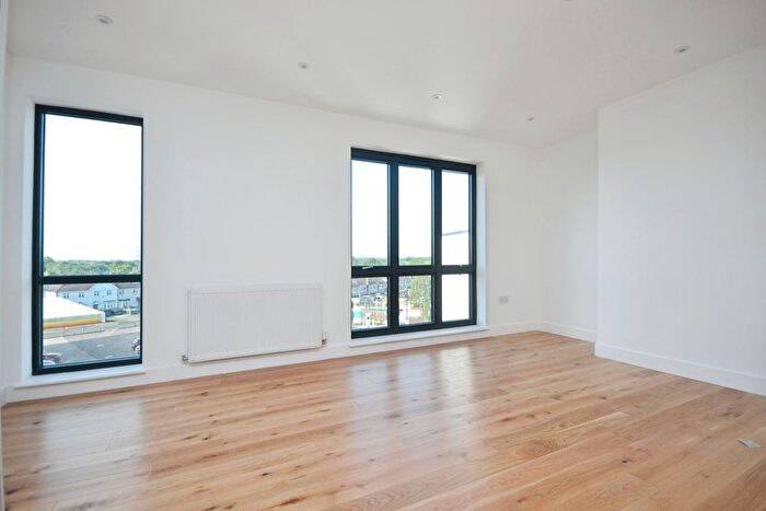 1 Bedroom Flat To Rent In Blackfen Road, Blackfen, Sidcup, DA15