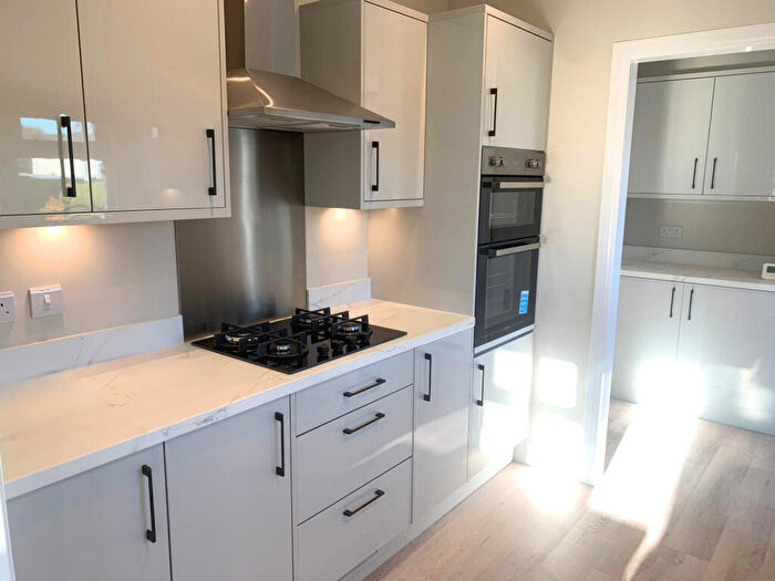 2 Bedroom Park Home For Sale In Peterborough, Cambridgeshire, PE7