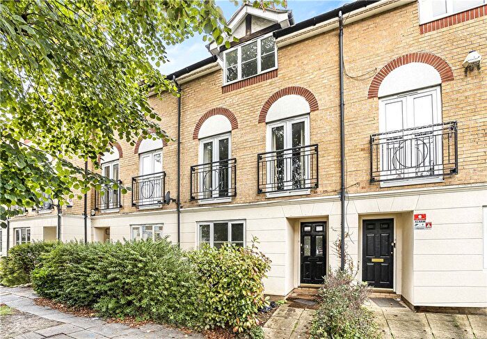 4 Bedroom Terraced House To Rent In Conyers Road, London, SW16