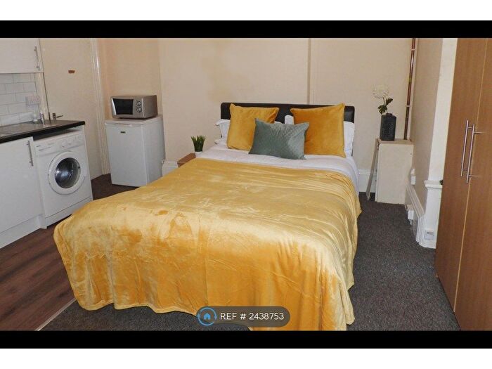 Studio To Rent In Balby Road, Doncaster, DN4