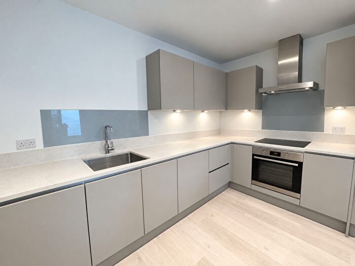 2 Bedroom Flat To Rent In Old Christchurch Road, The Maple Quarter, BH1