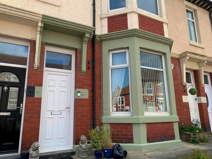 2 Bedroom Flat To Rent In Eskdale Terrace, North Shields, NE30