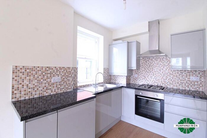 1 Bedroom House To Rent In New Wanstead, London, E11