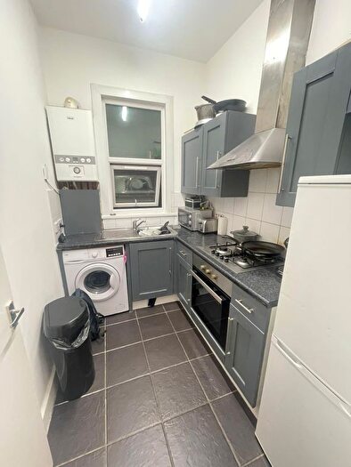 1 Bedroom Flat To Rent In Upper Grove, South Norwood, SE25