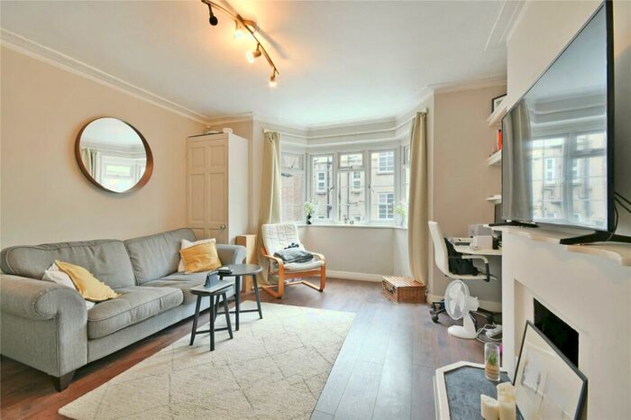 1 Bedroom Flat To Rent In Shoot Up Hill, Kilburn, NW2