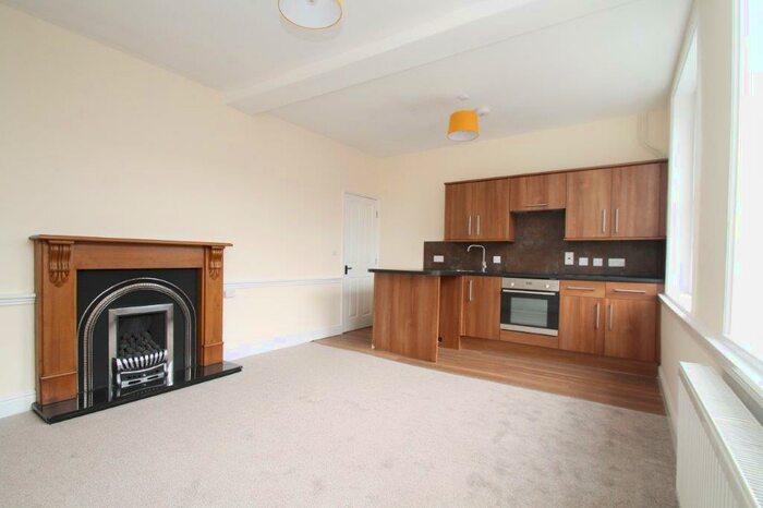 2 Bedroom Flat To Rent In Barton Street, Tewkesbury, GL20