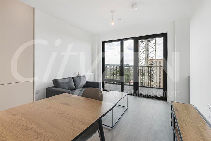 1 Bedroom Flat To Rent In Pullman House, Wembley Park Gardens, Wembley, London, HA9