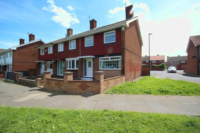 3 Bedroom End Of Terrace House To Rent In Thursby Drive, Ormesby, Middlesbrough, Cleveland, TS7