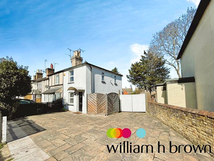 2 Bedroom Terraced House To Rent In Baddow Road, Chelmsford, CM2