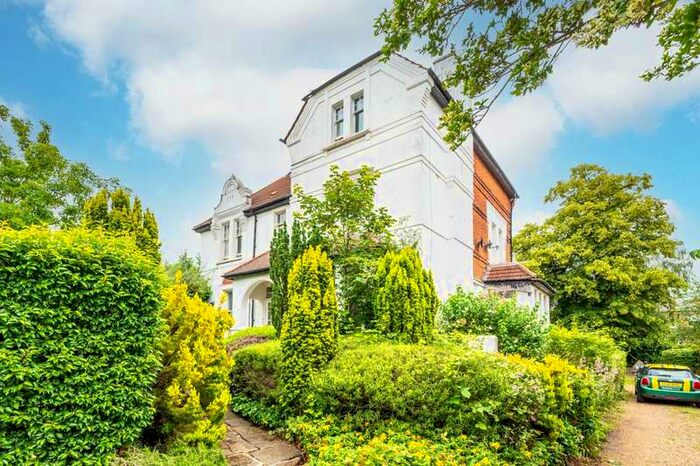 2 Bedroom Flat To Rent In Arterberry Road, Wimbledon, SW20