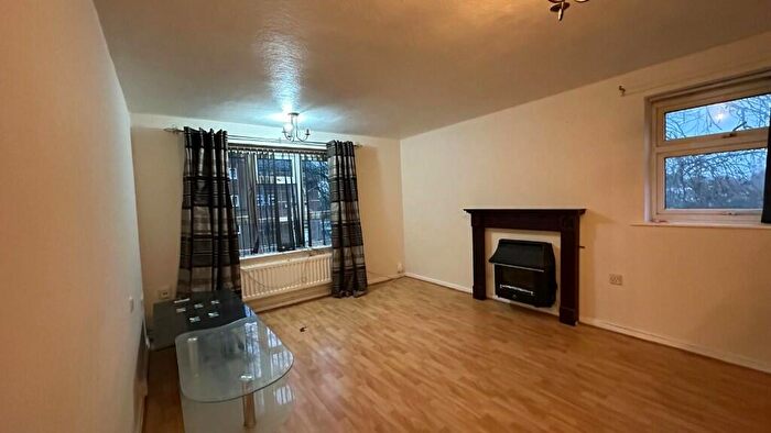 2 Bedroom Flat To Rent In St. Clares Close, Derby, Derbyshire, DE22