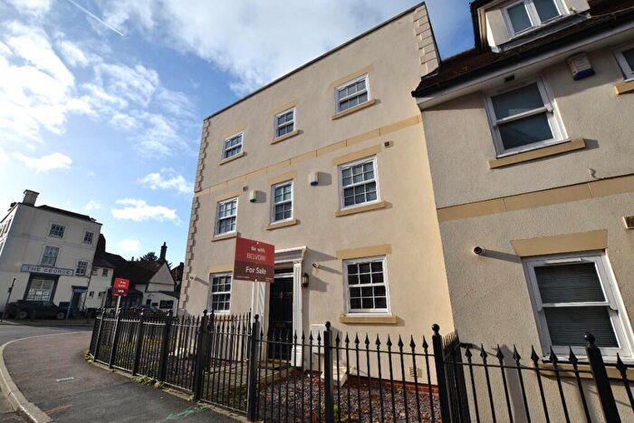 3 Bedroom Town House For Sale In Oakwood Mews, Station Road, Old Harlow, Essex, CM17