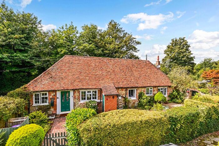 1 Bedroom Cottage For Sale In Otterpool Lane, CT21