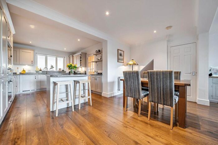 5 Bedroom Terraced House For Sale In Mildmay Court, Odiham, RG29