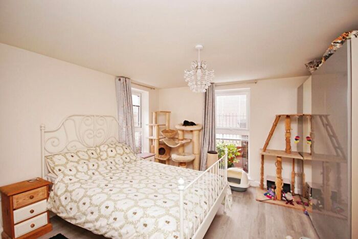 1 Bedroom Flat For Sale In Dowsell Way, Yate, Bristol, Gloucestershire, BS37