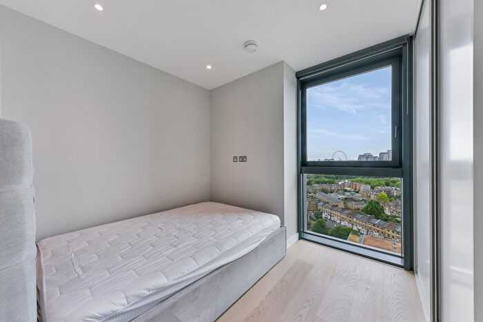 2 Bedroom Flat To Rent In Uncle Elephant And Castle, Churchyard Row, Elephant And Castle, SE11