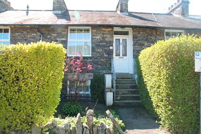 2 Bedroom Terraced House For Sale In Upper Oak Street, Windermere, LA23