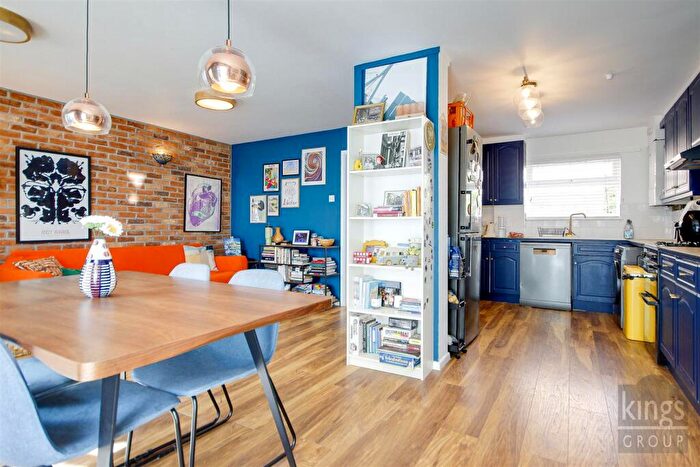 2 Bedroom House For Sale In Priors Mead, Enfield, EN1