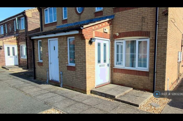 1 Bedroom Flat To Rent In Lancaster Drive, South Killingholme, Immingham, DN40