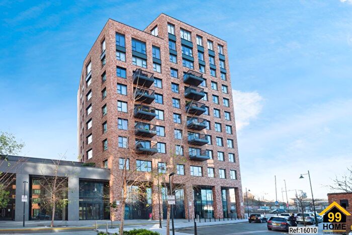 1 Bedroom Flat For Sale In Headwater Point, London, E3